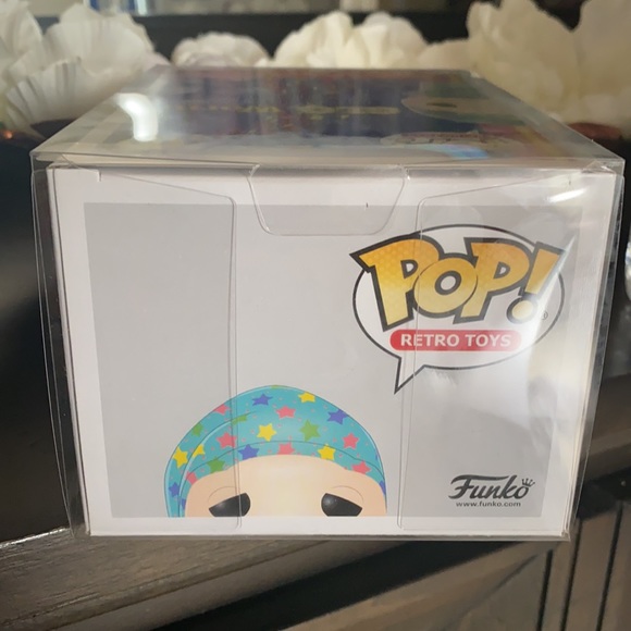 Funko POP! Glo Worm Retro Toys - Picture 5 of 6